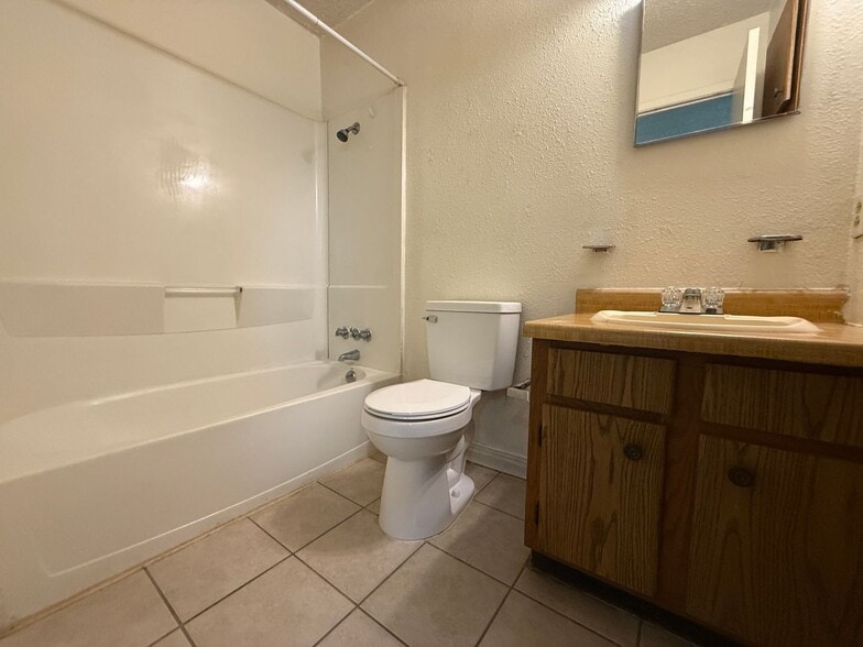 Building Photo - 3109 Atkinson Ave