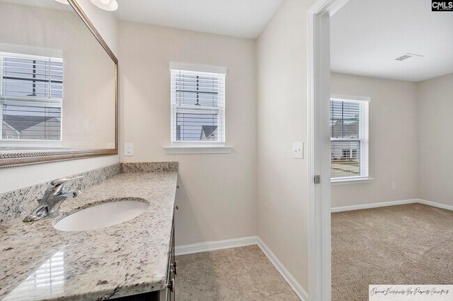 Building Photo - 243 Gum Swamp Trl