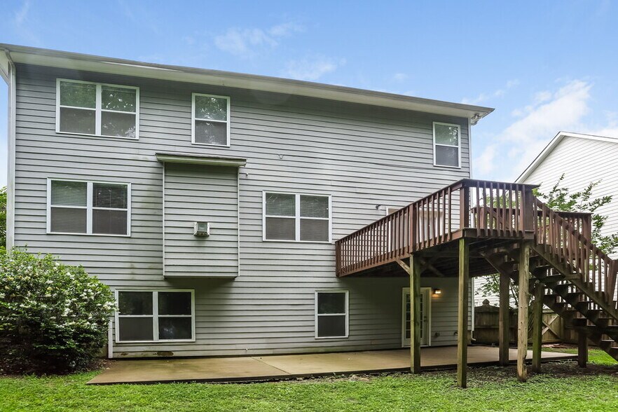 Building Photo - 934 Mill Creek Ave