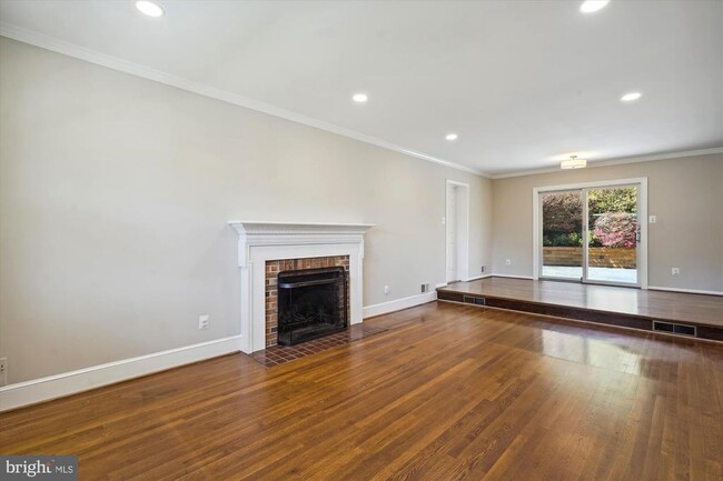Building Photo - 7722 Desdemona Ct