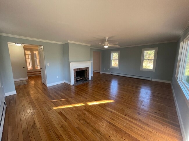 Building Photo - Private, tranquil Rental in Lenox, MA!