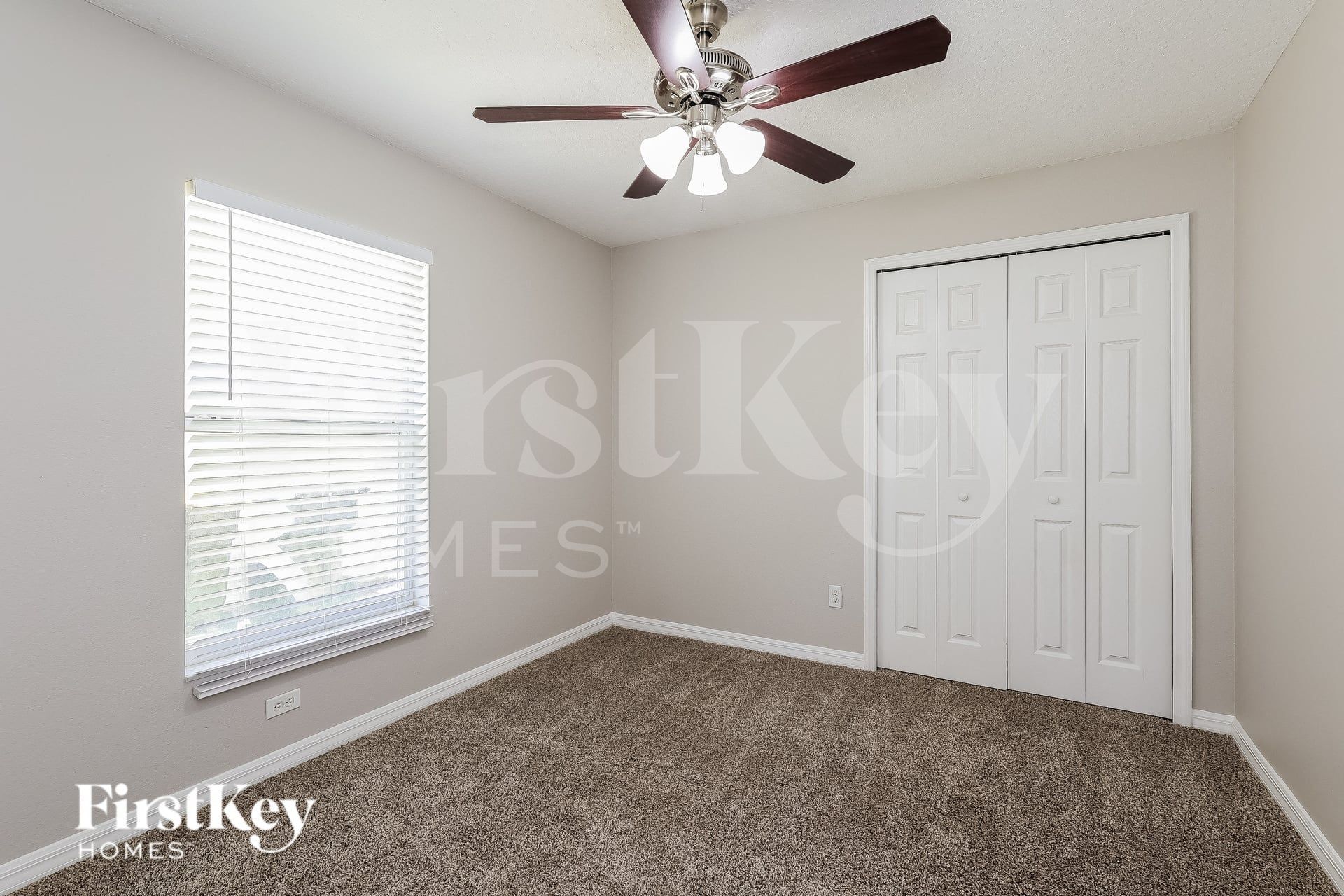 Building Photo - 745 Troon Cir