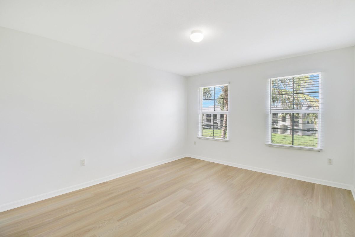 Building Photo - 4151 San Marino Blvd