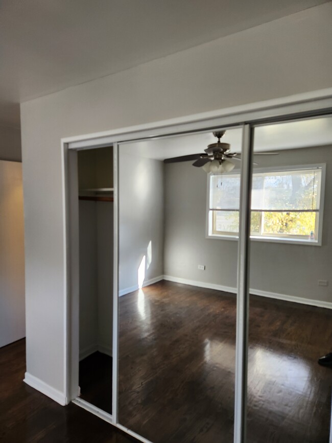 Bedroom sliding glass doors - 8345 S King Dr