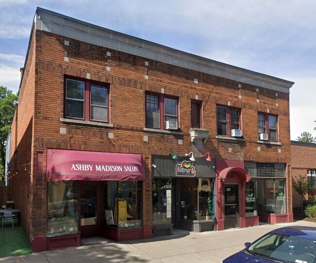 Primary Photo - 693 Park Ave