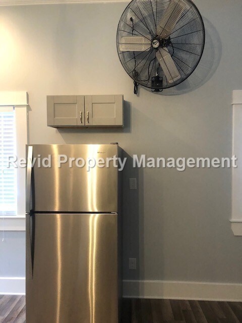 Building Photo - 2008 Courtland Pl