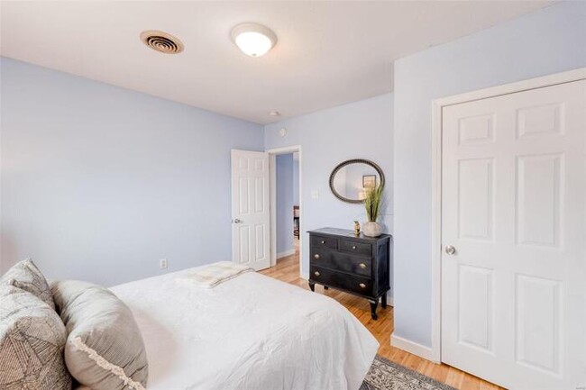 Building Photo - Fantastic 3bd/1ba home! Coming soon!
