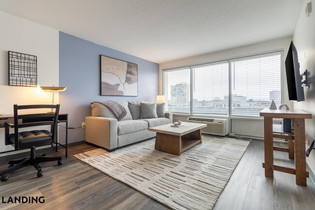 Building Photo - 50 Morgan St N