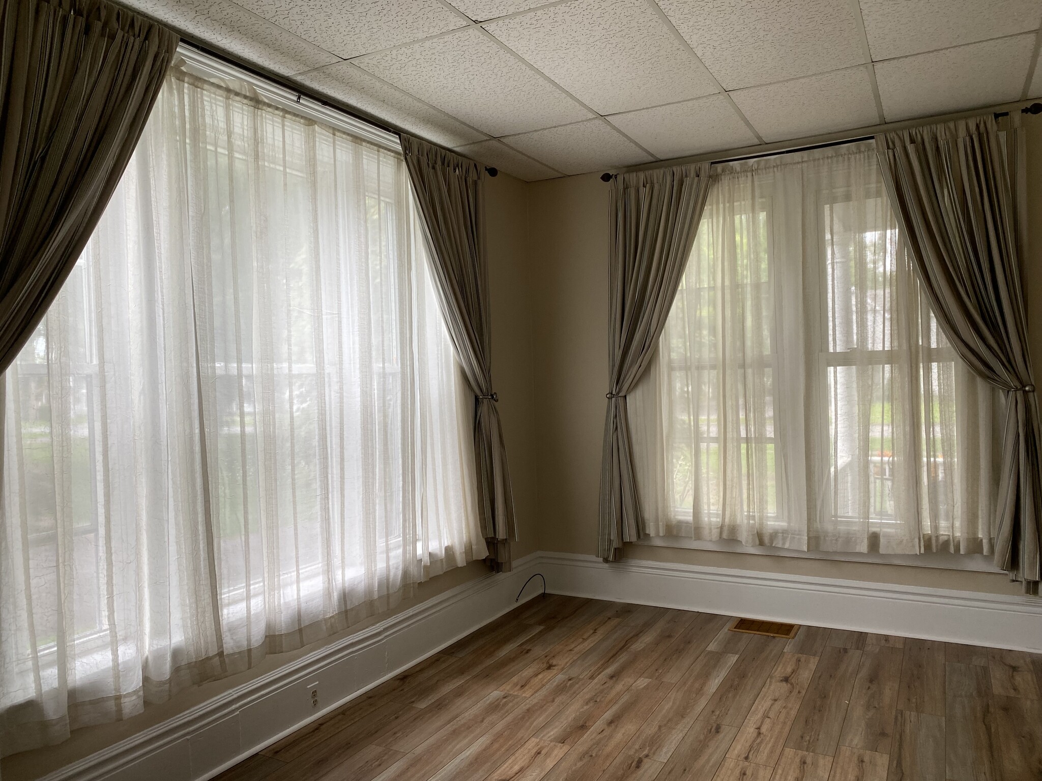 Building Photo - 54 Oxford Rd