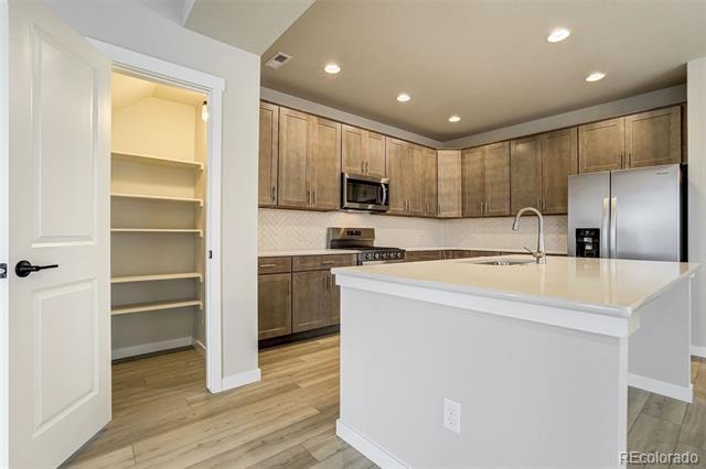 Building Photo - 3456 Summer Dream Ave