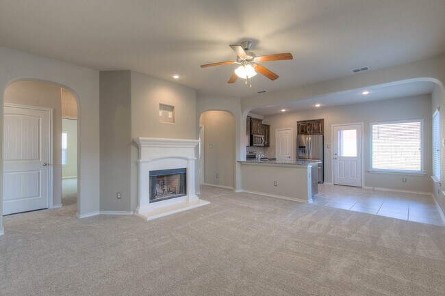 Building Photo - 1205 Glen Ct