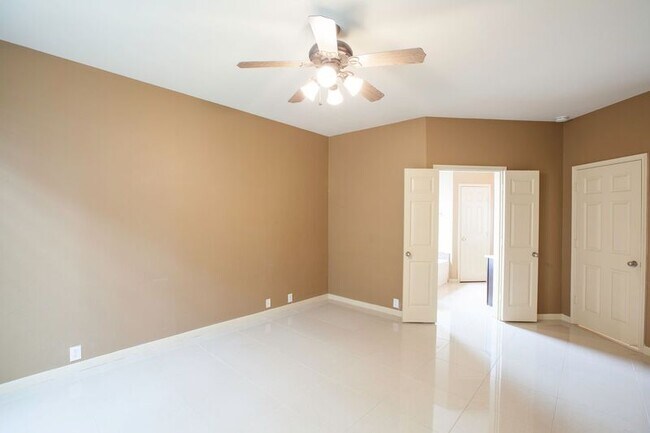 Building Photo - 11544 Blackhawk Dr