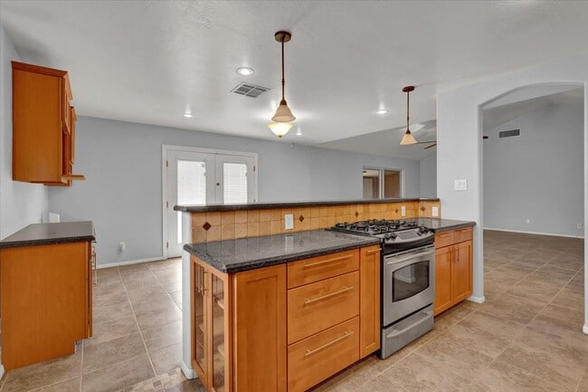 Building Photo - 3619 W Stella Ln