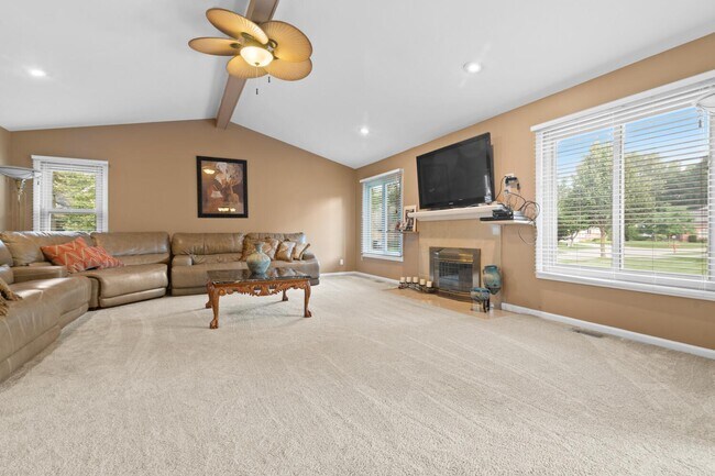 Building Photo - 6710 Westpointe Dr