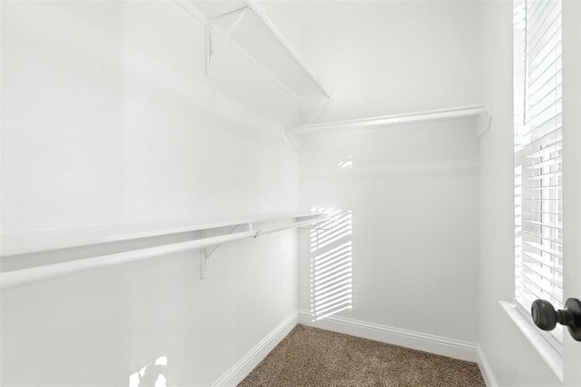 Building Photo - 914 Timberglen Ct
