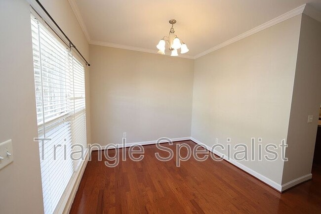 Building Photo - 8811 Orchard Grove Way