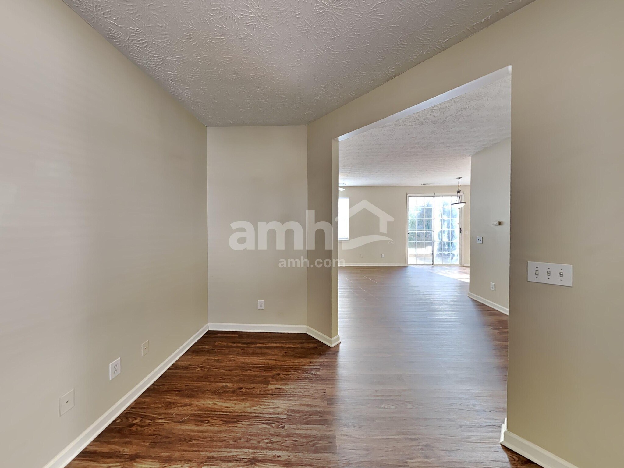 Building Photo - 408 Windcroft Cir NW