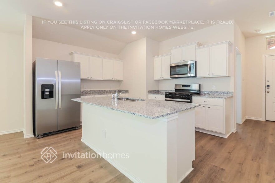 Building Photo - 4105 River Rock Ave