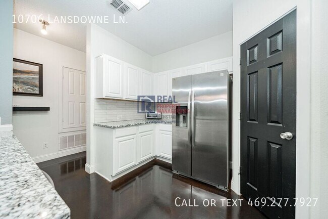 Building Photo - 10706 Lansdowne Ln