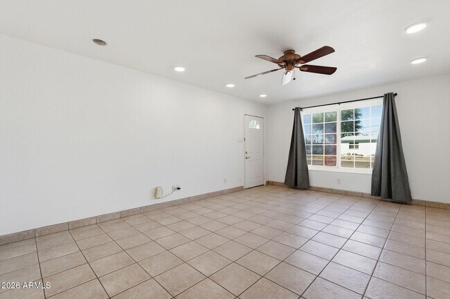 Building Photo - 2503 S Jentilly Ln