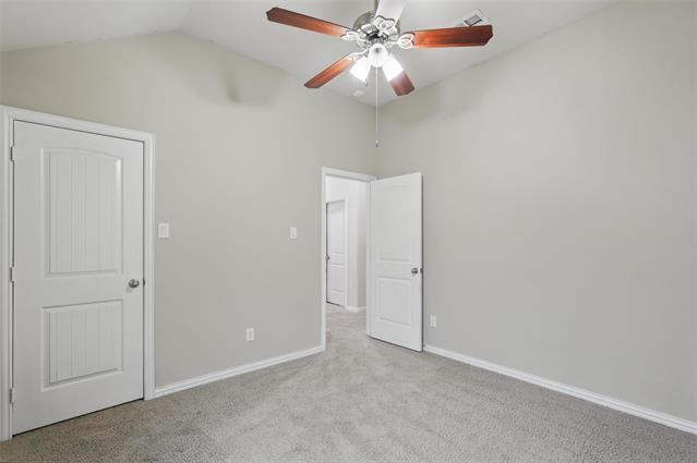 Building Photo - 2392 Ranchview Dr