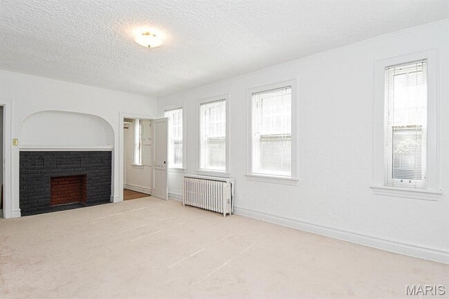 Building Photo - 1071 Terrace Dr