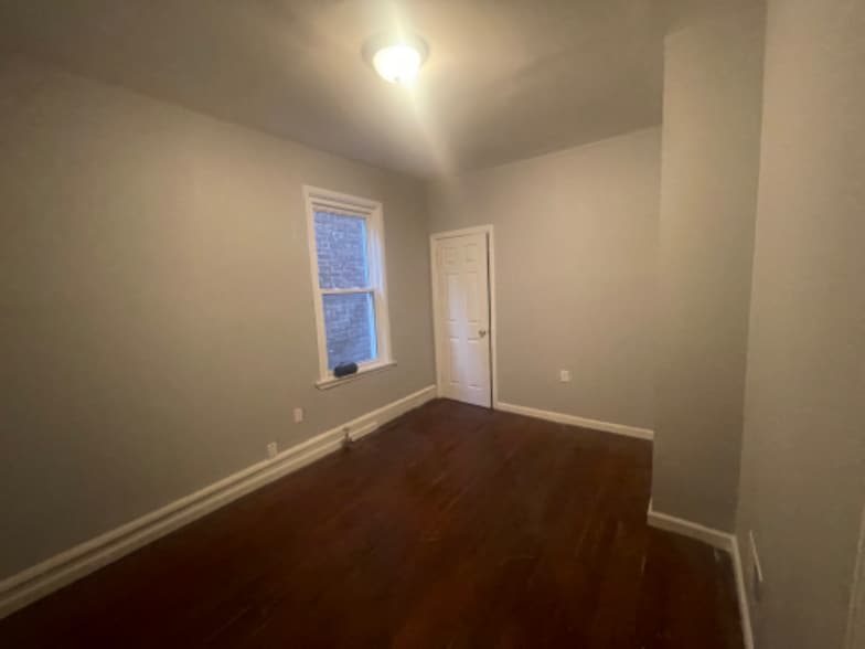 Building Photo - 753 S 20th St