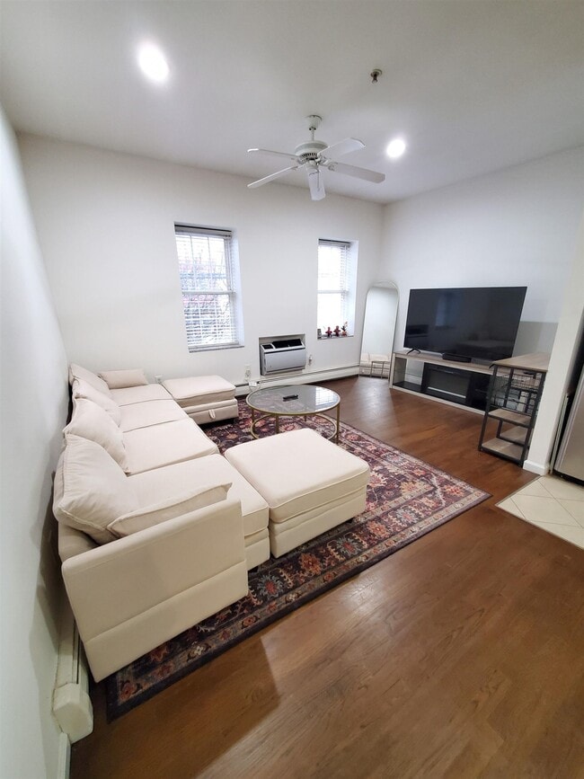 Building Photo - 128 Prospect Ave