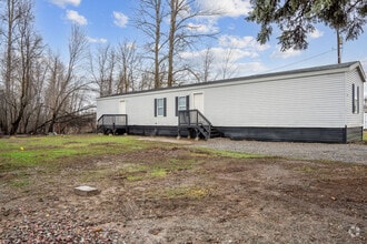 Building Photo - 111 S Cedar Dr
