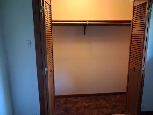 Building Photo - 4 bedroom home in Galien, MI