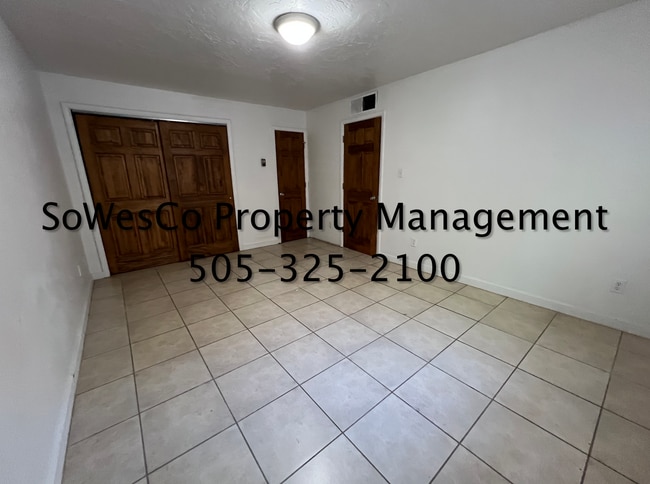Building Photo - 510 Orchard Ave