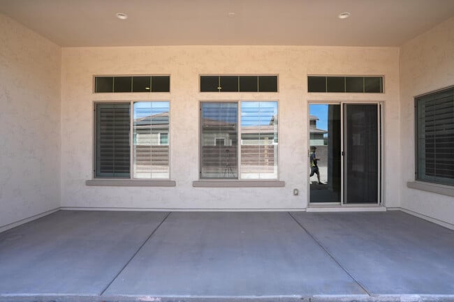 Building Photo - 27711 N 38th Dr