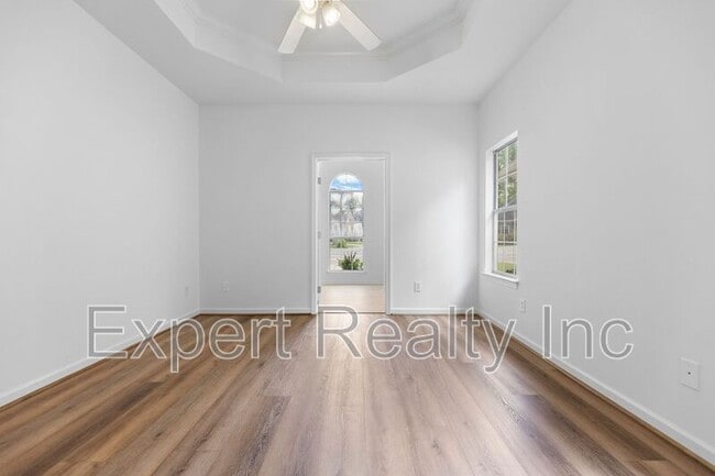 Building Photo - 9305 Brook Forest Cir