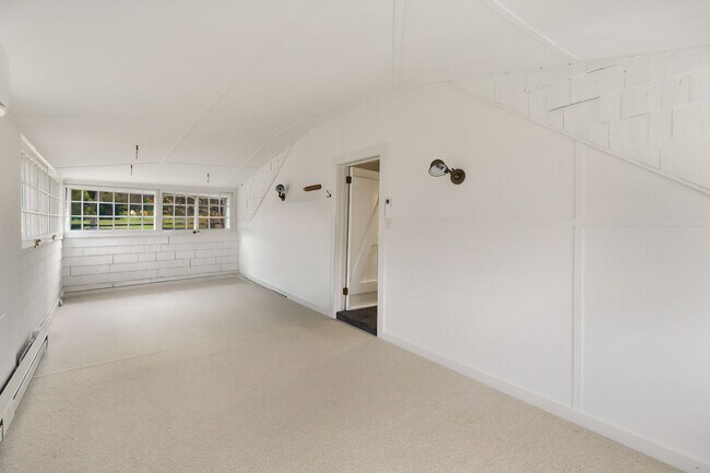 Building Photo - 45 Burying Hill Rd