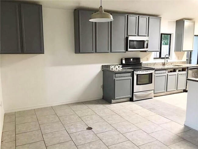 Building Photo - 5419 Stirrup Way