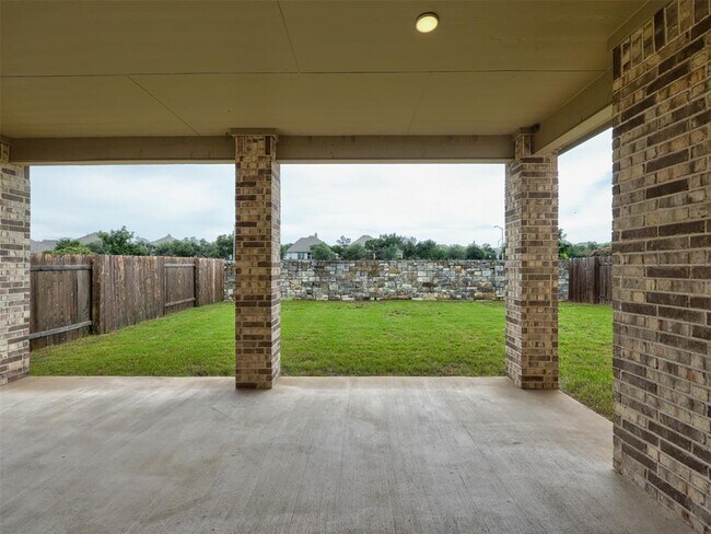 Building Photo - 1045 Arbor Acres Loop