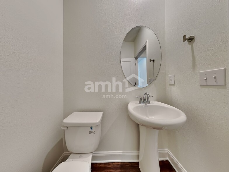 Building Photo - 3230 Riva Ridge Ct