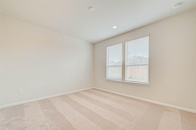 Building Photo - 16131 Kingfield Haven Dr