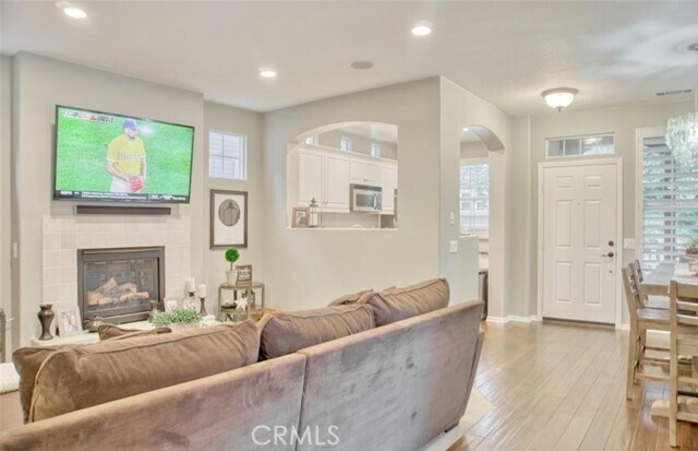 Building Photo - 2 Evergreen Rd