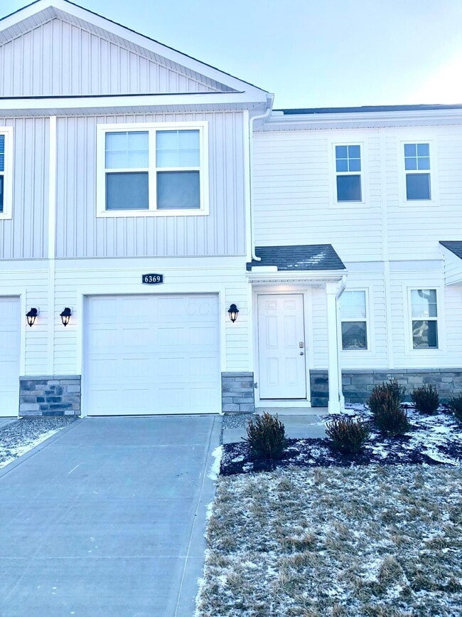 Building Photo - 6369 Bellmouth Rd