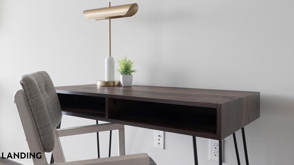 Building Photo - 3005 Peachtree Rd NW