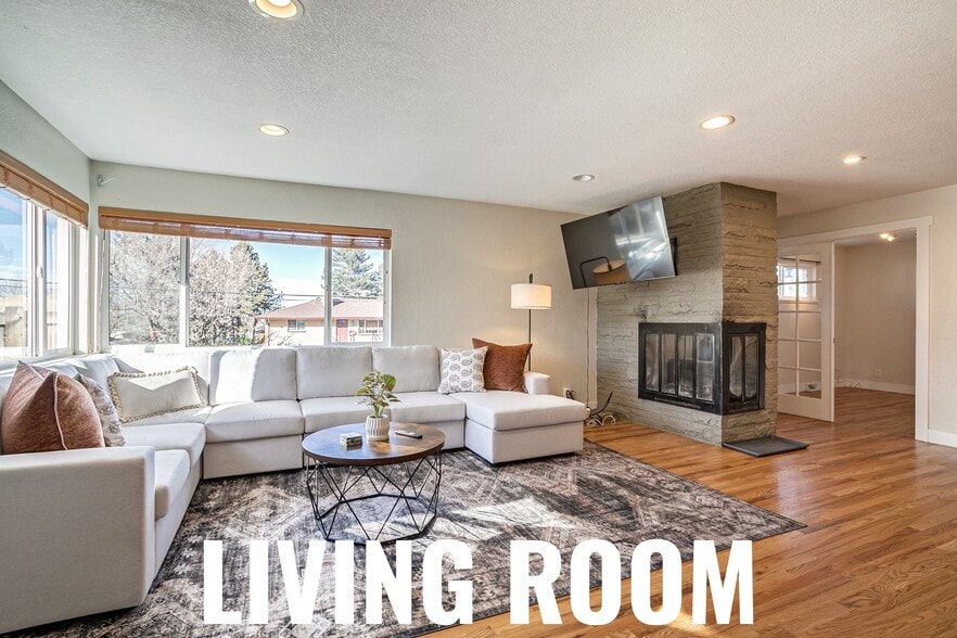 Building Photo - 10490 W Dakota Ave