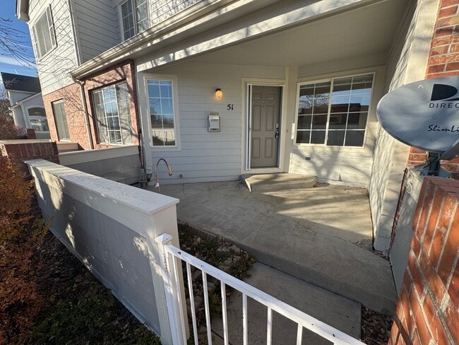 Building Photo - Spacious Townhome in Parker