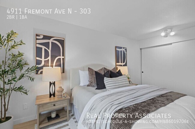 Building Photo - 4911 Fremont Ave N