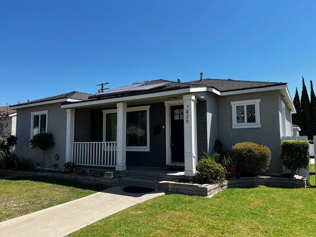 Primary Photo - 3 Bed 2 Bath Home For Rent in an Excellent...