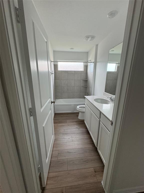 Building Photo - 216 Jeffers