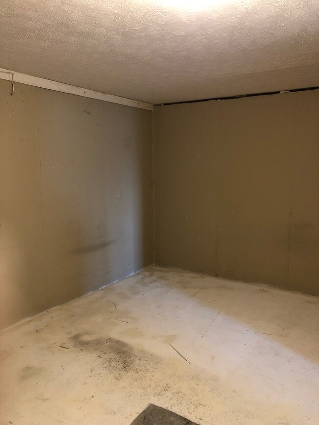 Building Photo - 430 Secretariat Dr