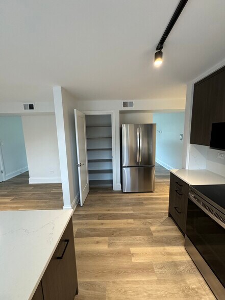 Building Photo - 603 S McKinley Ave