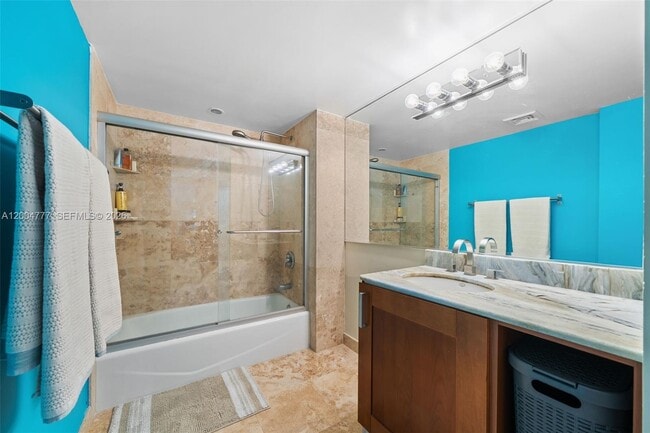 Building Photo - 9499 Collins Ave