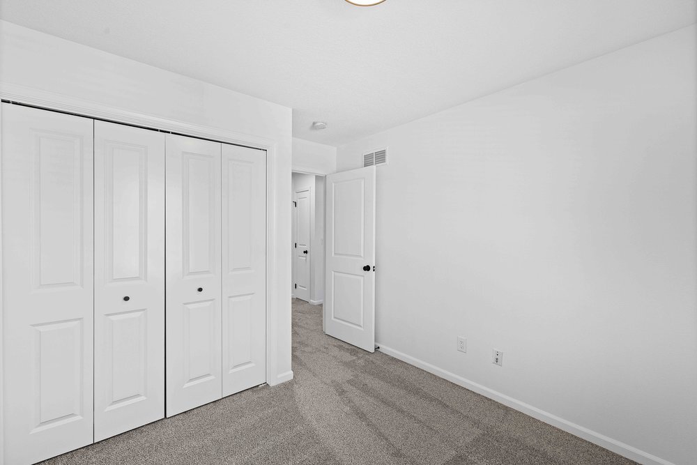 Building Photo - 207 SE Booth Ave